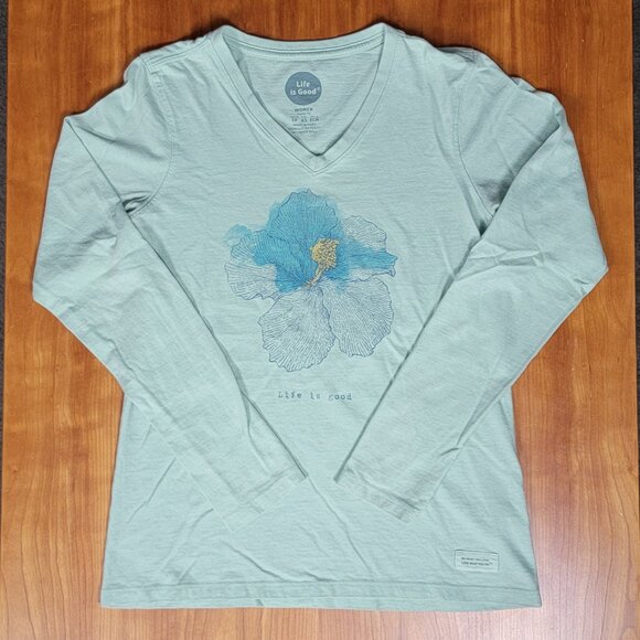 Life is Good Pale Green Classic Fit Hibiscus Flower V-Neck Long Sleeve Tee - XS - Picture 4 of 9
